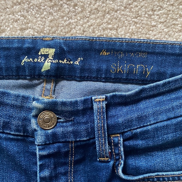 7 For All Mankind Denim - high waisted - Picture 3 of 6